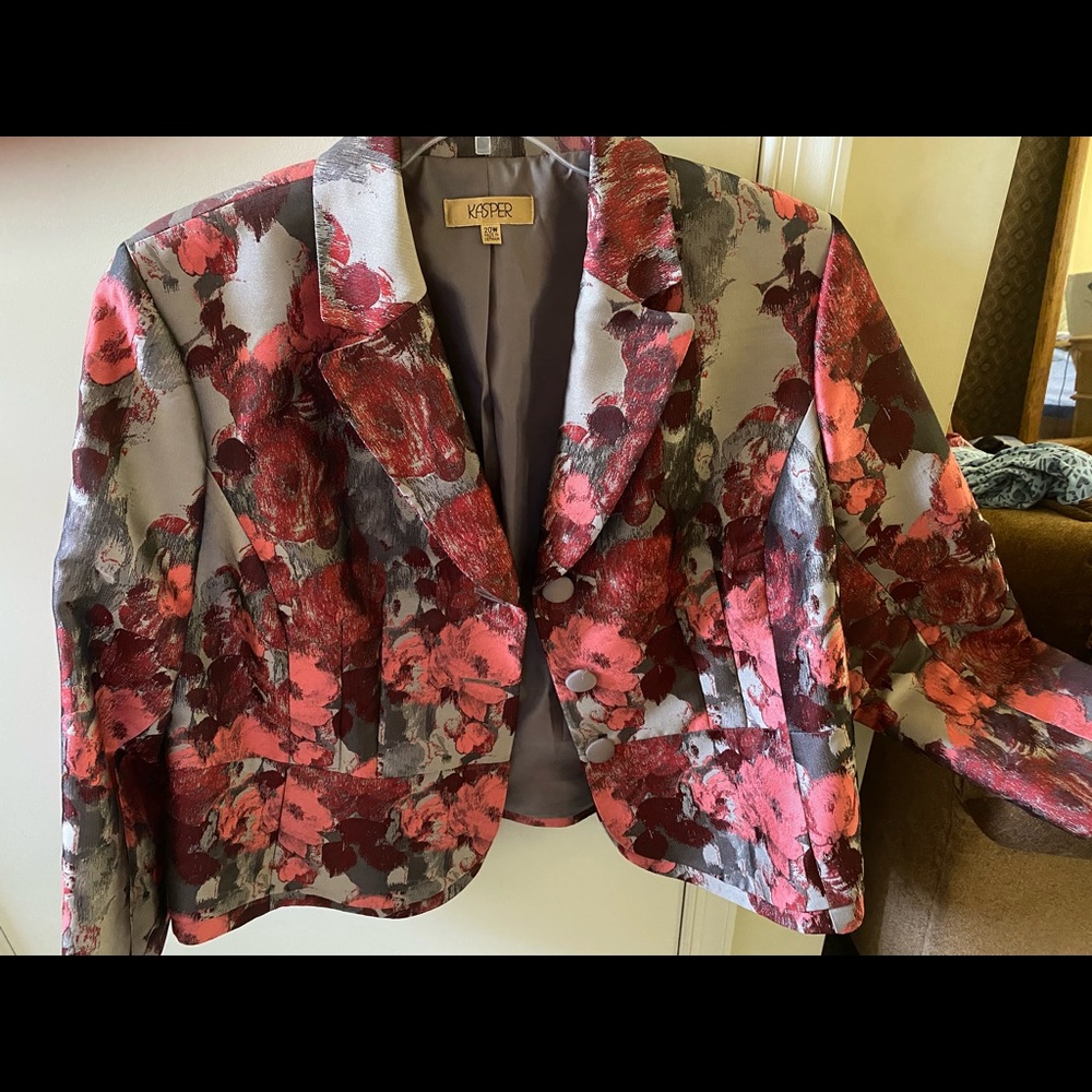 Kasper Jacket used only once for an event size 20W price $100